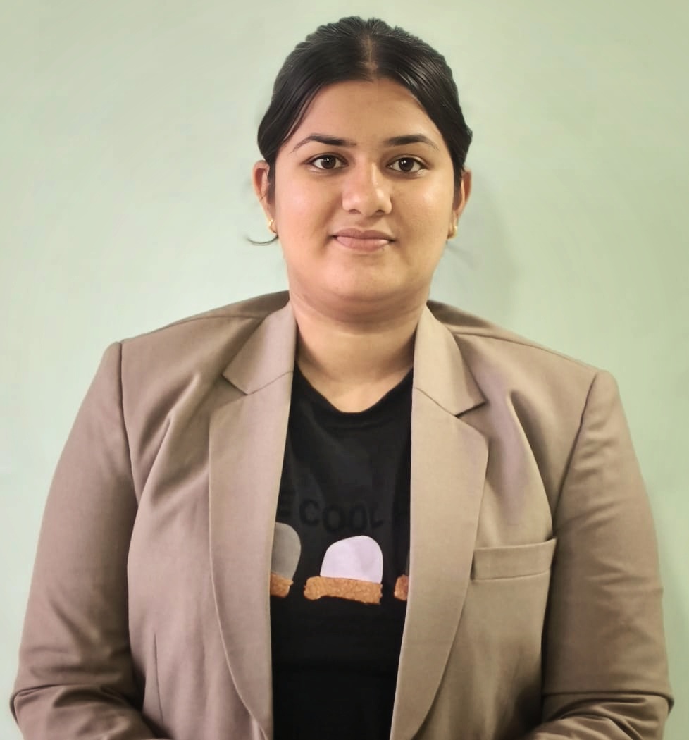 Pooja Ladhave